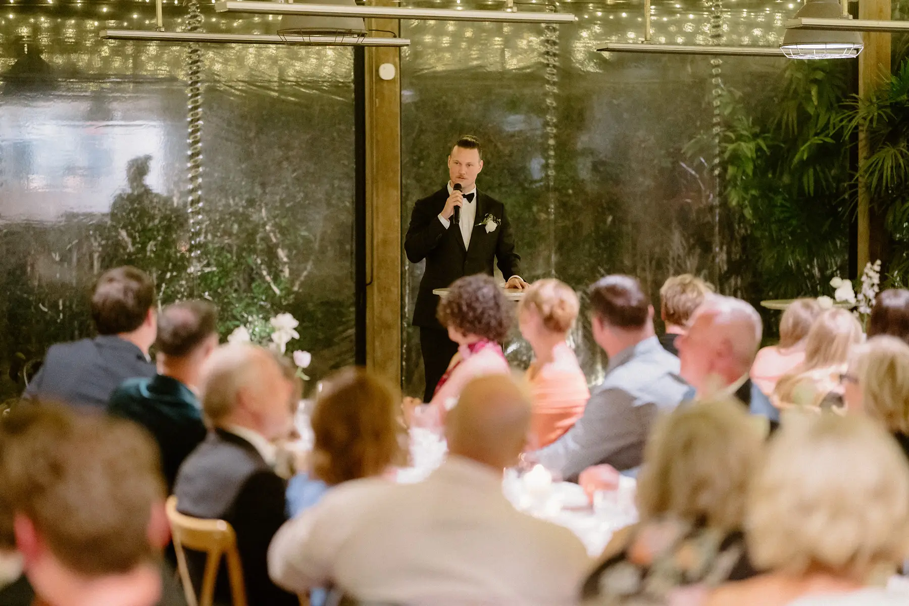 Kaes thanking the room, Botanica Plantation House
