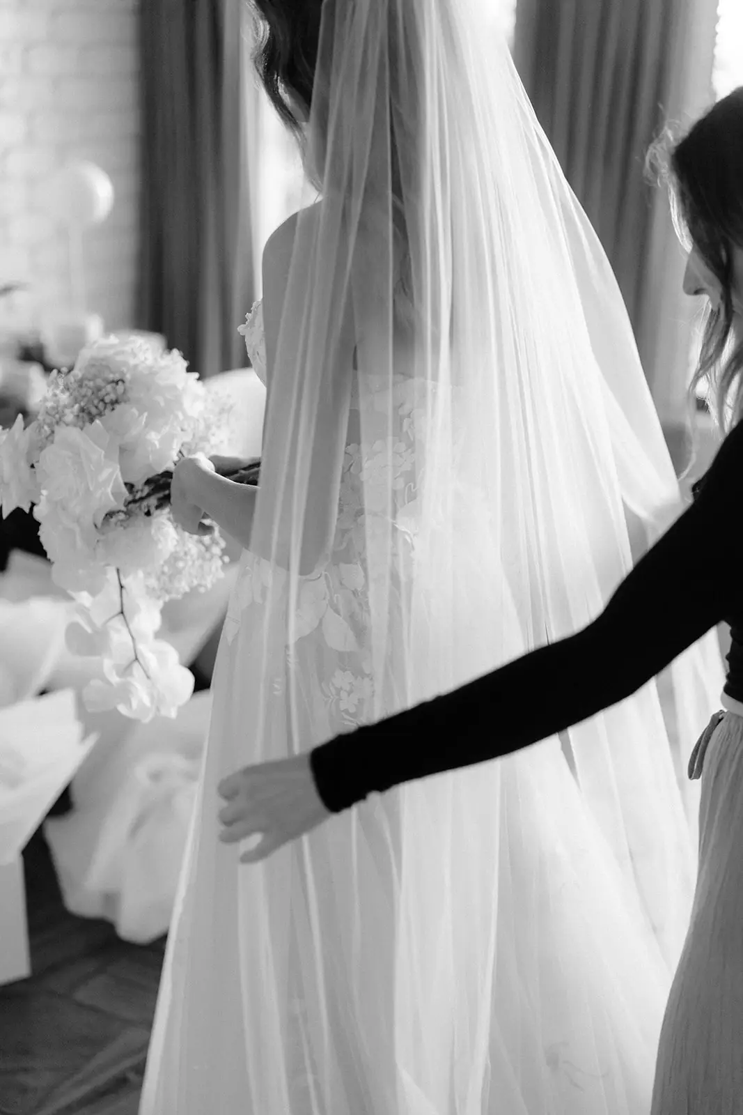 Detail of Letitia's veil and bouquet before the ceremony