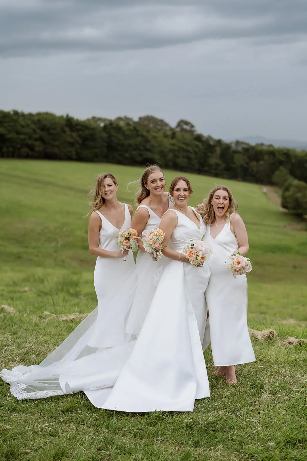 Nim with her bridesmaids in the paddock, Newrybar