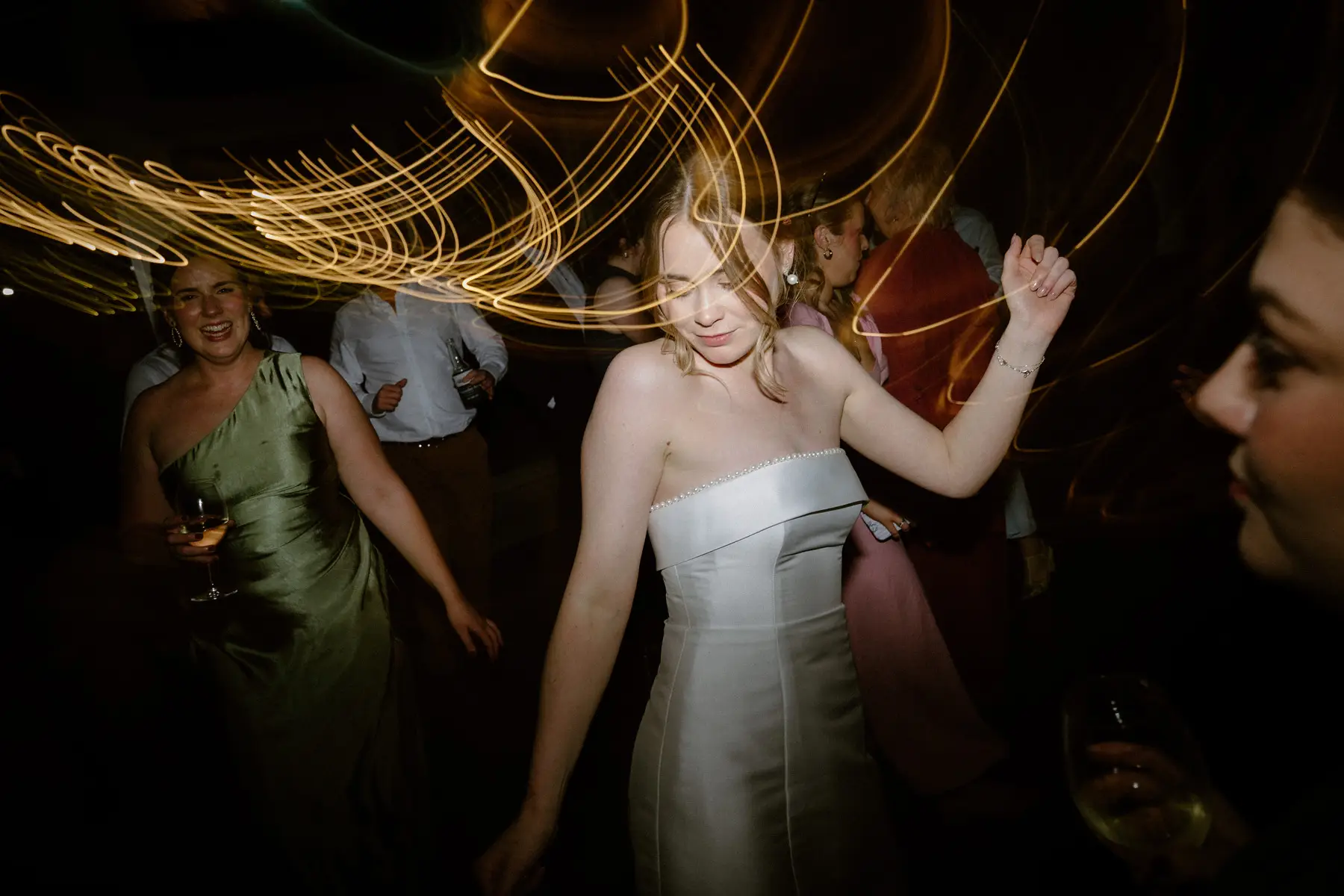 The dance floor with light streaking around it, Kooroomba